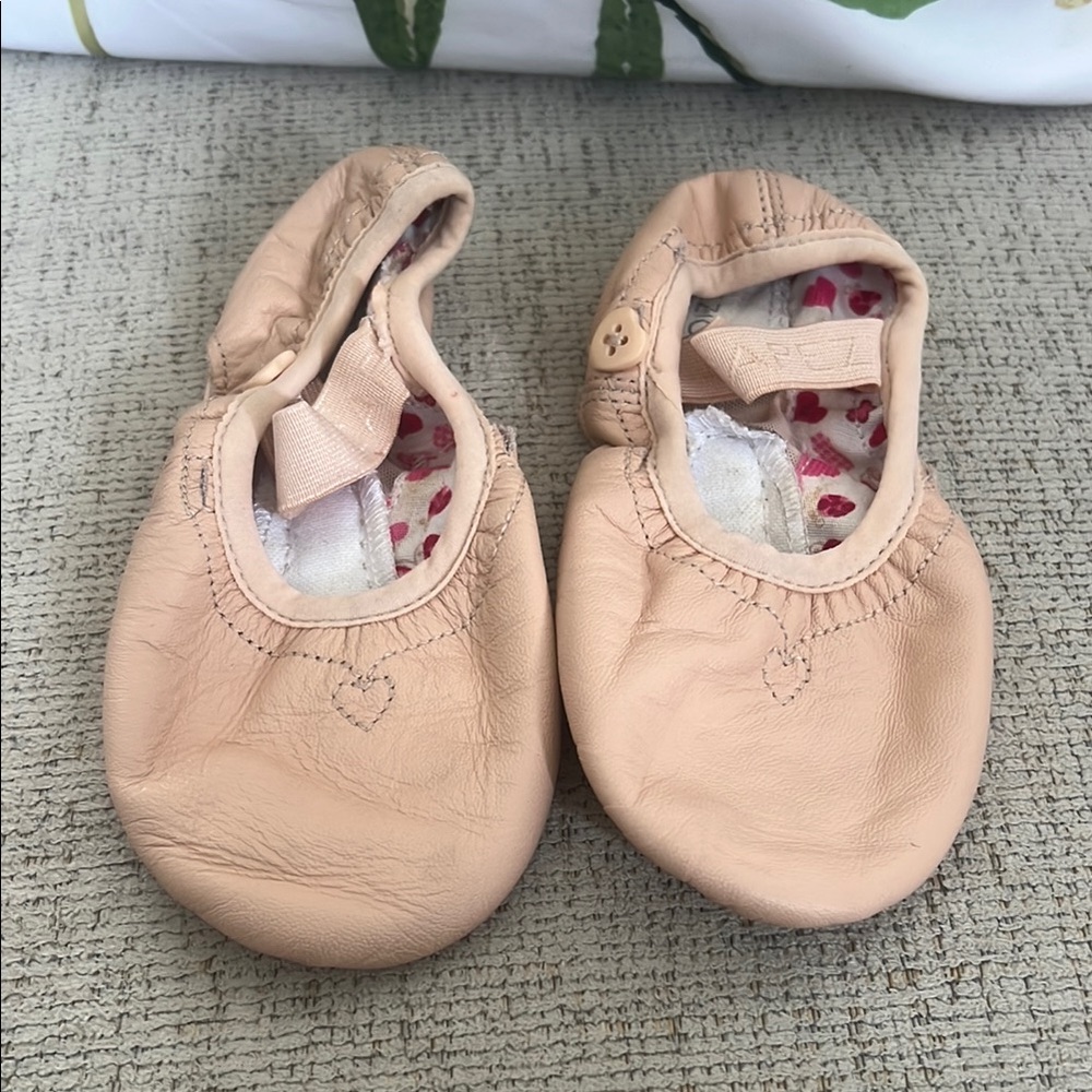 Capezio Kids Ballet Shoes in Light Pink